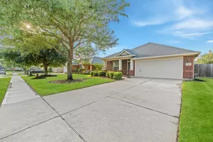 7703 Stone Arbor Ln, Pearland, TX 77581 - Photo 2