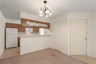 2401 Sycamore Ave, Huntsville, TX 77340 - Photo 8