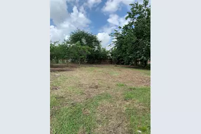 4307 Wayne Street, Houston, TX 77026 - Photo 2