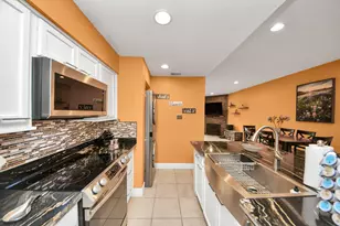 11201 Lynbrook Dr, Houston, TX 77042 - Photo 30