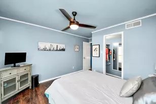 11201 Lynbrook Dr, Houston, TX 77042 - Photo 14