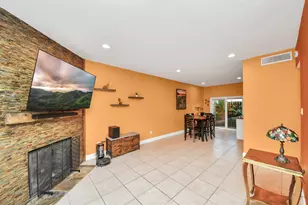 11201 Lynbrook Dr, Houston, TX 77042 - Photo 18