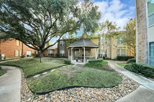 11201 Lynbrook Dr, Houston, TX 77042 - Photo 40