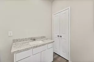 8685 Sassafras St, Willis, TX 77318 - Photo 20