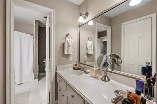 9458 Briar Forest Dr, Houston, TX 77063 - Photo 32