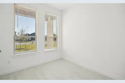 6711 Alejandro Place, Baytown, TX 77523 - Photo 2