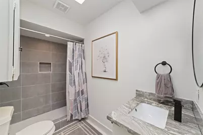 8211 Katy Freeway #23, Houston, TX 77024 - Photo 22