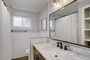 9326 Meadowcroft Dr, Houston, TX 77063 - Photo 18