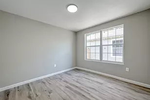 3270 Reeves St, Houston, TX 77004 - Photo 10