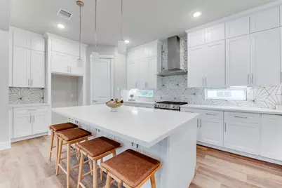 1422 W 34th 1/2 Street, Houston, TX 77018 - Photo 14