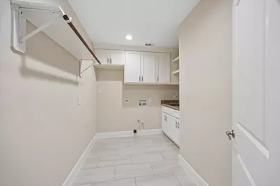 9407 Cranleigh Court, Houston, TX 77096 - Photo 36