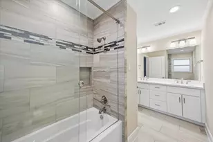 9407 Cranleigh Ct, Houston, TX 77096 - Photo 30