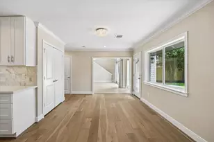 9407 Cranleigh Ct, Houston, TX 77096 - Photo 12