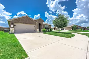 8402 Philox Pk CT, Rosharon, TX 77583 - Photo 2