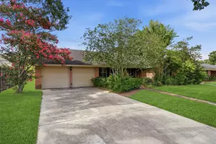 1519 Droxford Dr, Houston, TX 77008 - Photo 2