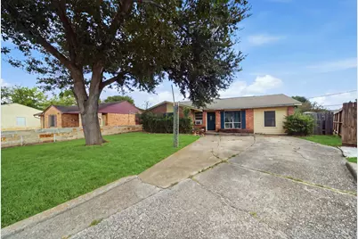 10710 Segrest Drive, Houston, TX 77047 - Photo 2