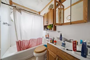 10710 Segrest Dr, Houston, TX 77047 - Photo 12