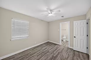 2626 Knotty Oaks Trail, Houston, TX 77045 - Photo 10