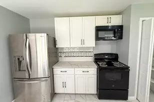 19102 Carolyn Ct, Spring, TX 77379 - Photo 8
