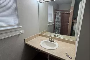 403 Brandywyne Dr, Friendswood, TX 77546 - Photo 10