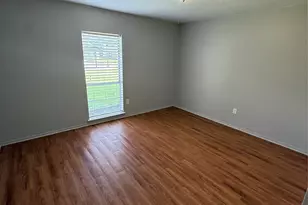 403 Brandywyne Dr, Friendswood, TX 77546 - Photo 12