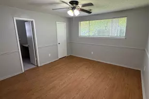 403 Brandywyne Dr, Friendswood, TX 77546 - Photo 8