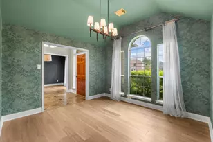 3925 Larkspur St, Alvin, TX 77511 - Photo 14