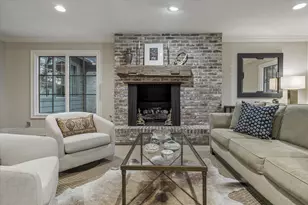 23 Hickory Ridge Dr, Houston, TX 77024 - Photo 10