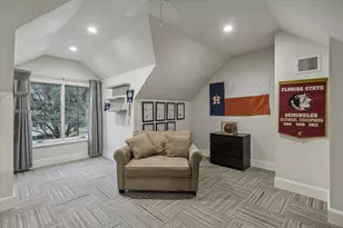 23 Hickory Ridge Dr, Houston, TX 77024 - Photo 42