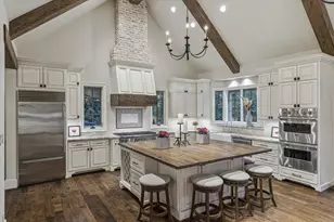 23 Hickory Ridge Dr, Houston, TX 77024 - Photo 16