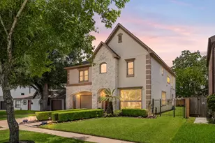 4817 Beech St, Bellaire, TX 77401 - Photo 1