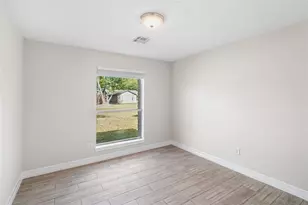 327 Windward Dr, League City, TX 77573 - Photo 14