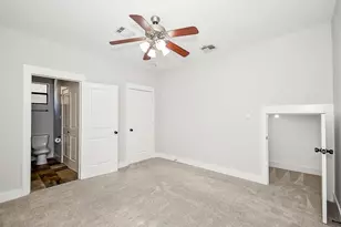1121 W 17th St, Houston, TX 77008 - Photo 6