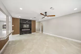 11027 Sagehill Dr, Houston, TX 77089 - Photo 10