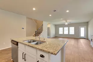 13845 Rock Island Trl, Conroe, TX 77384 - Photo 8