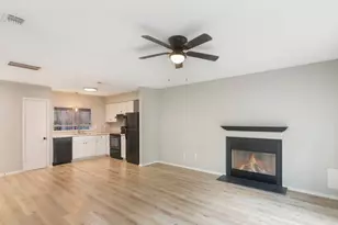 2709 S Millbend Dr, The Woodlands, TX 77380 - Photo 20