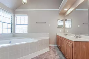 10131 Wayward Wind Ln, Houston, TX 77064 - Photo 12