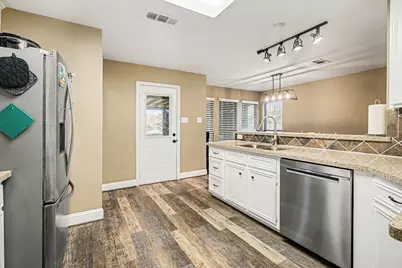 13402 Bob White Drive, Santa Fe, TX 77510 - Photo 12