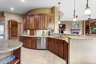 2406 Masters Dr, League City, TX 77573 - Photo 10