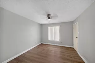 2750 Holly Hall St, Houston, TX 77054 - Photo 12