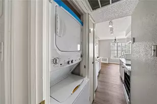2750 Holly Hall St, Houston, TX 77054 - Photo 18