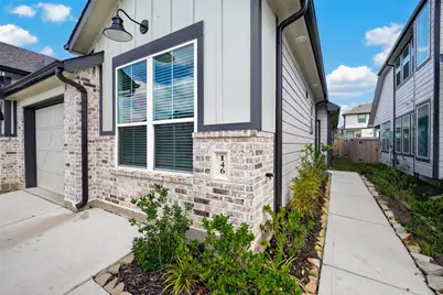146 W Coralburst Loop, Montgomery, TX 77316 - Photo 4