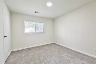 5222 Creek Shadows Dr, Houston, TX 77339 - Photo 22