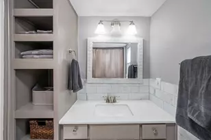 1371 Country Pl Dr, Houston, TX 77079 - Photo 22
