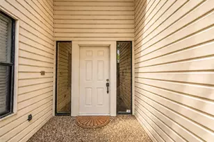 8022 La Brea Dr, Houston, TX 77083 - Photo 6