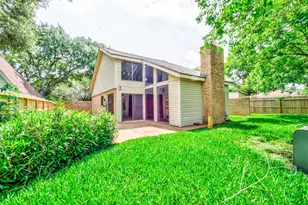 8022 La Brea Dr, Houston, TX 77083 - Photo 10