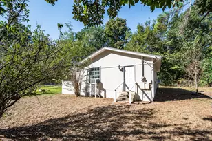 288 County Rd 3316B, Cleveland, TX 77327 - Photo 18