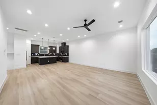 4035 Buck St, Houston, TX 77020 - Photo 12