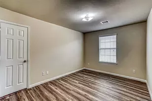 16 Leisure Shore Ct, Manvel, TX 77578 - Photo 10