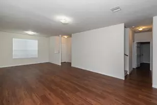 16 Leisure Shore Ct, Manvel, TX 77578 - Photo 10